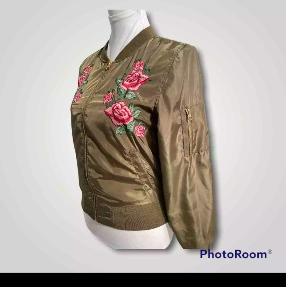 Love Tree Olive Green Floral Embroidered Bomber Jacket. Size Medium - Picture 4 of 12